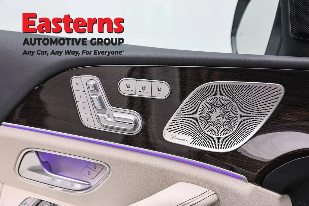 Used 2025 White Mercedes-Benz GLE 450e image 21
