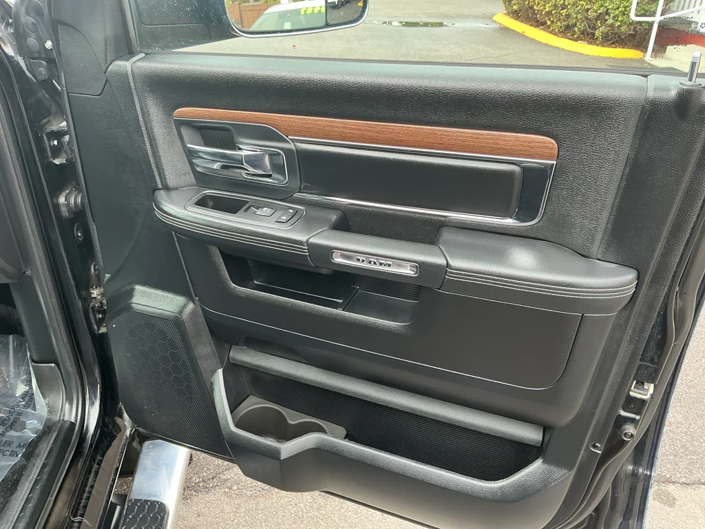 Used 2014 Black Clearcoat Ram Laramie image 17