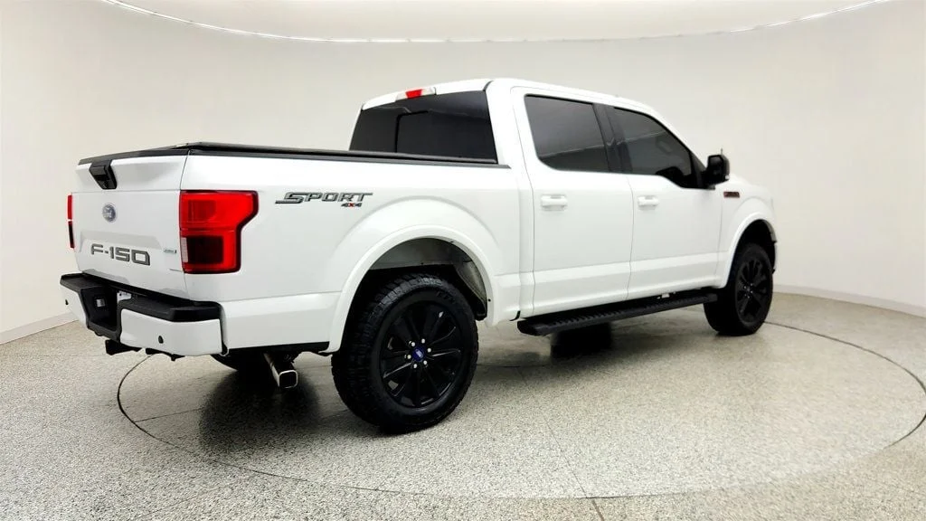 Used 2019 Oxford White Ford XLT 4WD SuperCrew 5.5