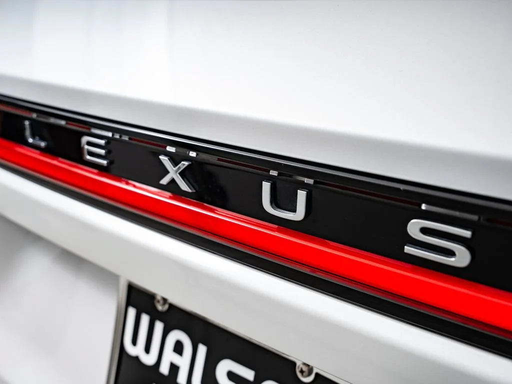 Used 2024 Wind Chill Pearl Lexus 350 Premium image 18