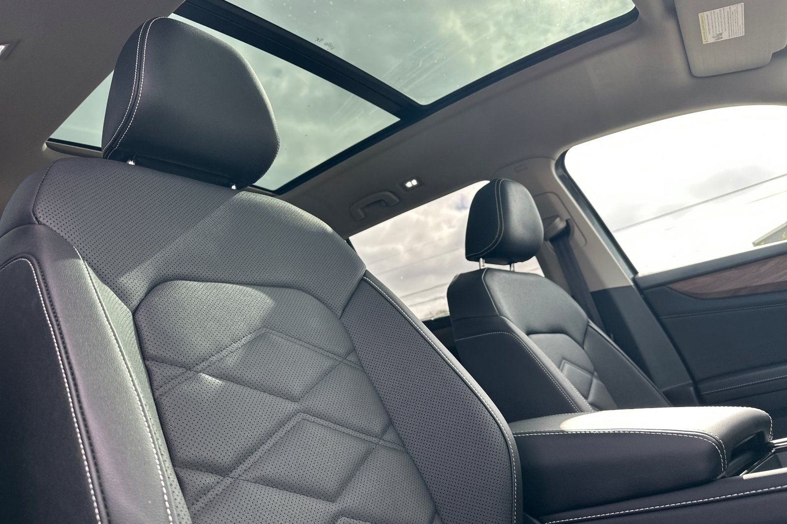 New 2026 Pure Gray Volkswagen SE w/Technology image 18