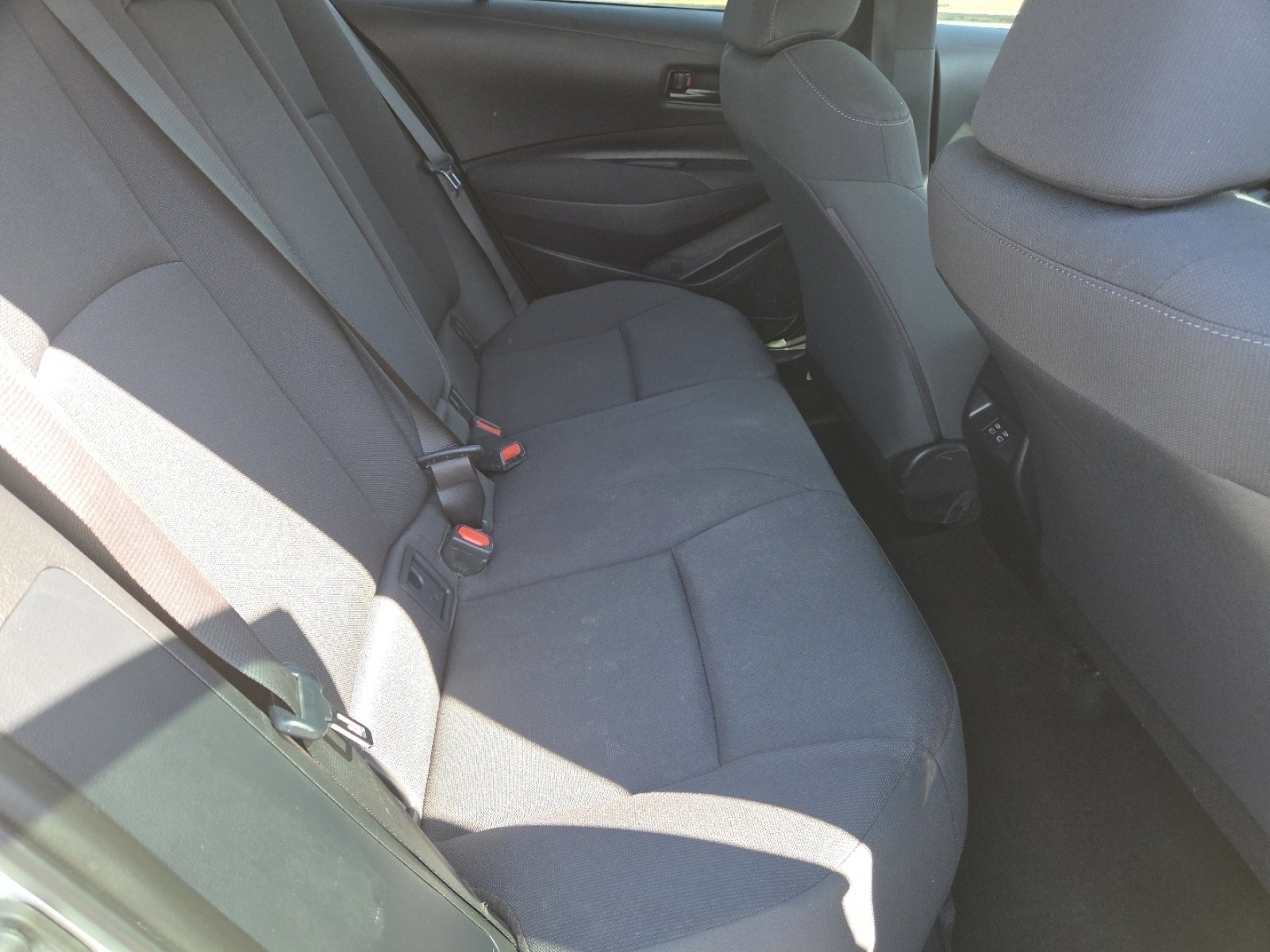 2024 Toyota Corolla LE - Photo 18