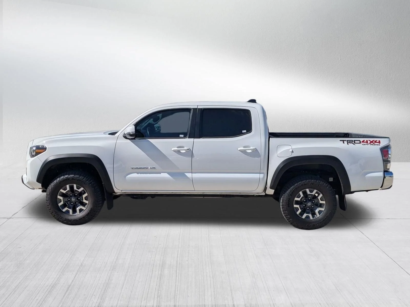 2023 Toyota Tacoma TRD Off Road - Photo 3