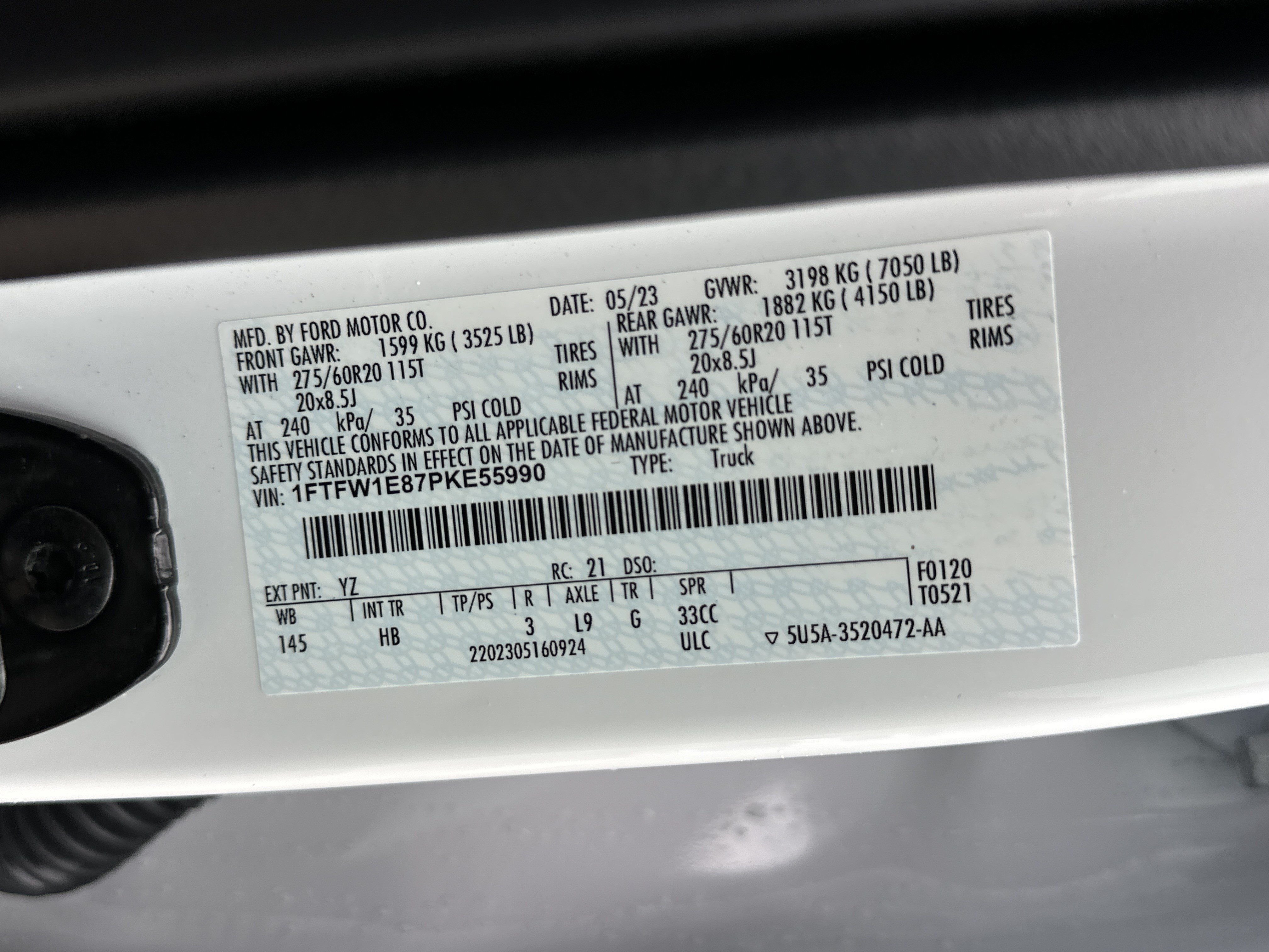Used 2023 Oxford White Ford Lariat image 33