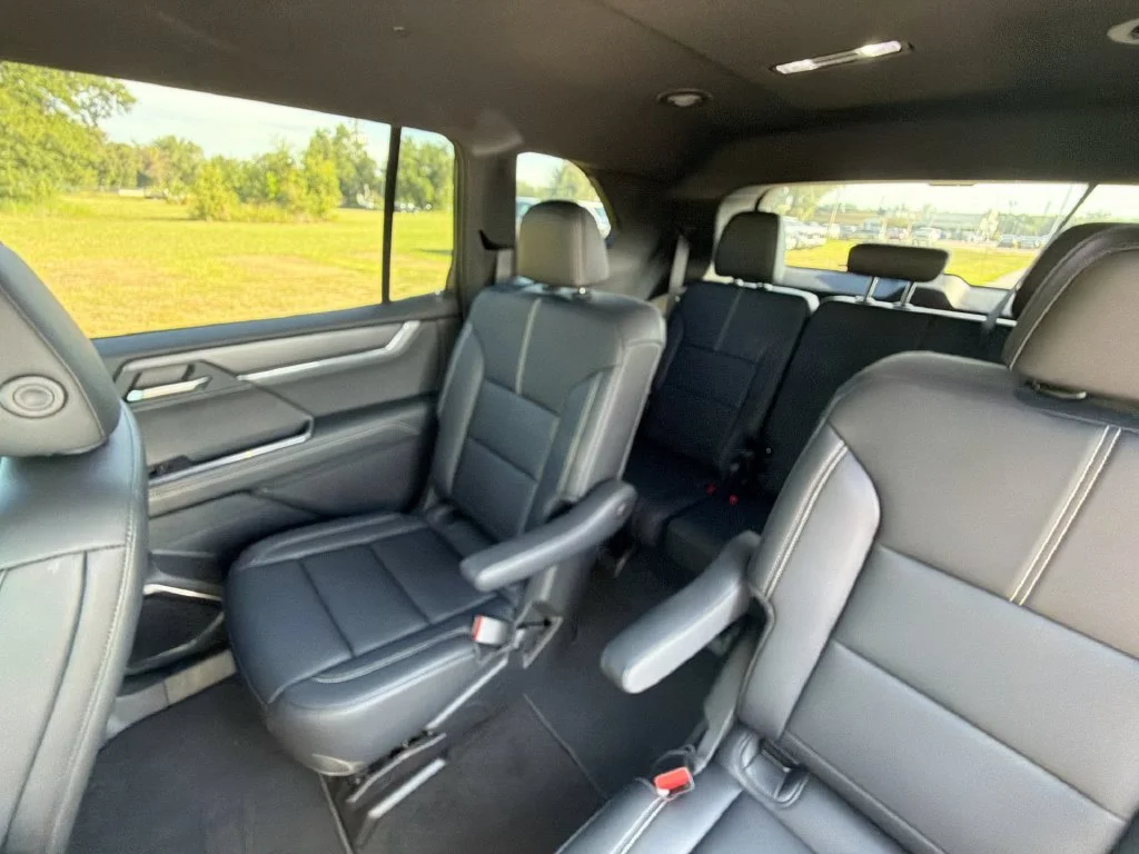 2026 GMC Acadia Elevation - Photo 13