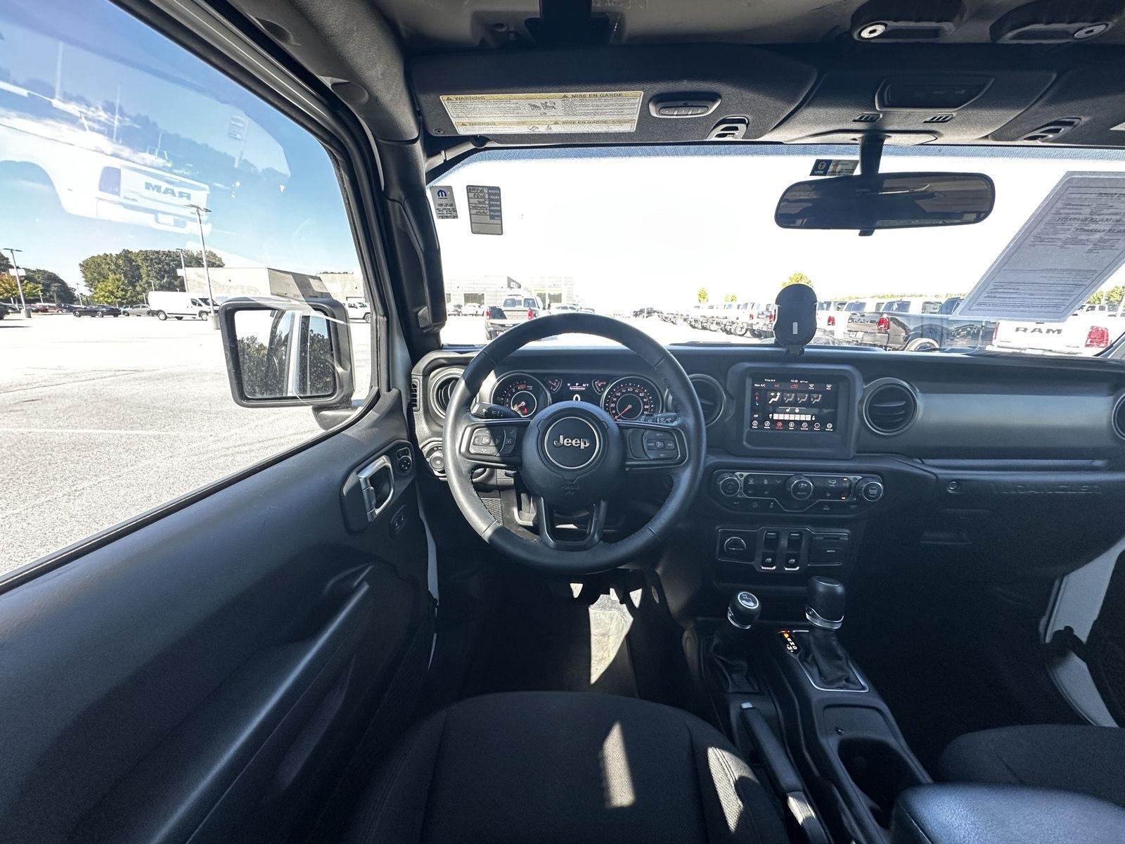Used 2023 Bright White Clearcoat Jeep Sport S image 6