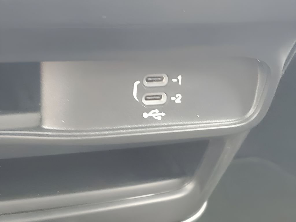 2026 Chrysler Voyager LX - Photo 31