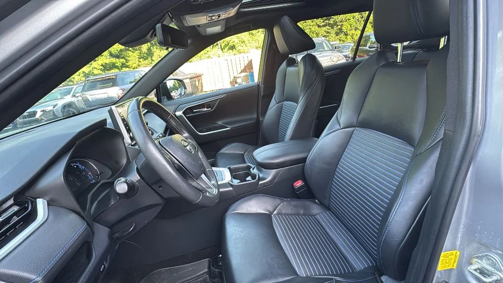 Used 2019 Silver Toyota XSE image 13