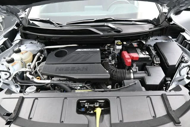 Used 2025 Silver Nissan SV image 29