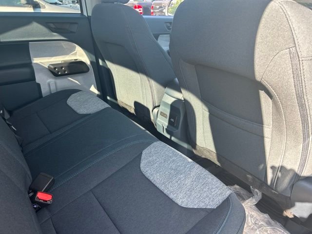 New 2026 Oxford White Ford XLT image 12