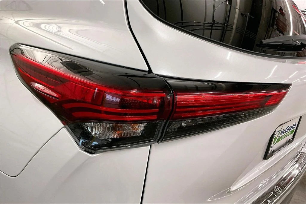 Used 2022 Beige Toyota Platinum image 35