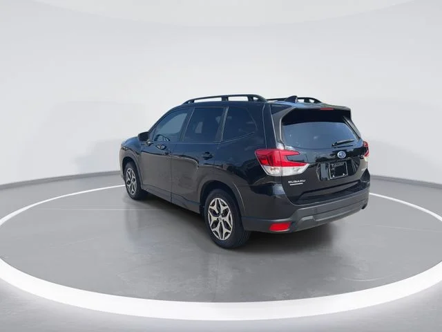 Used 2023 Black Subaru Premium image 6
