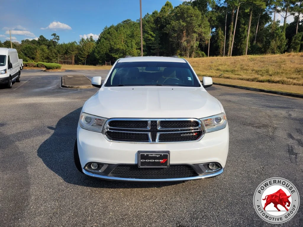 Used 2015 White Dodge SXT image 10