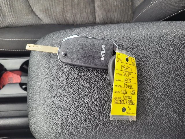 Used 2024 Gray Kia LXS image 21