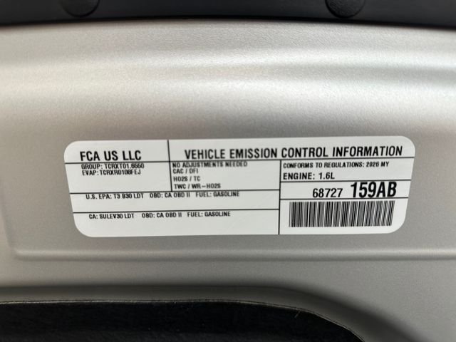 New 2026 Silver Zynith Clear-Coat Exterior Paint Jeep Limited image 19
