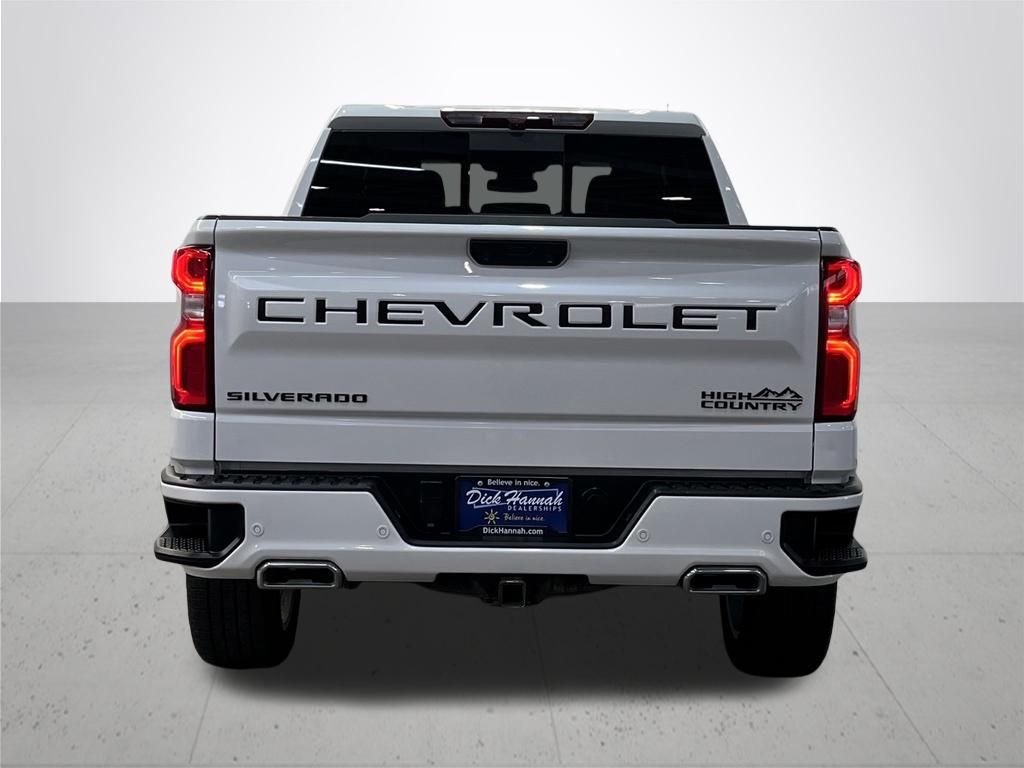 Used 2023 White Chevrolet High Country image 11