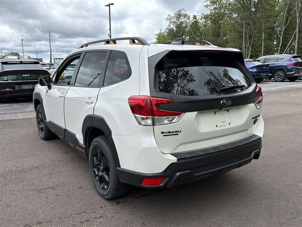 Used 2024 Crystal White Pearl Subaru Wilderness image 11