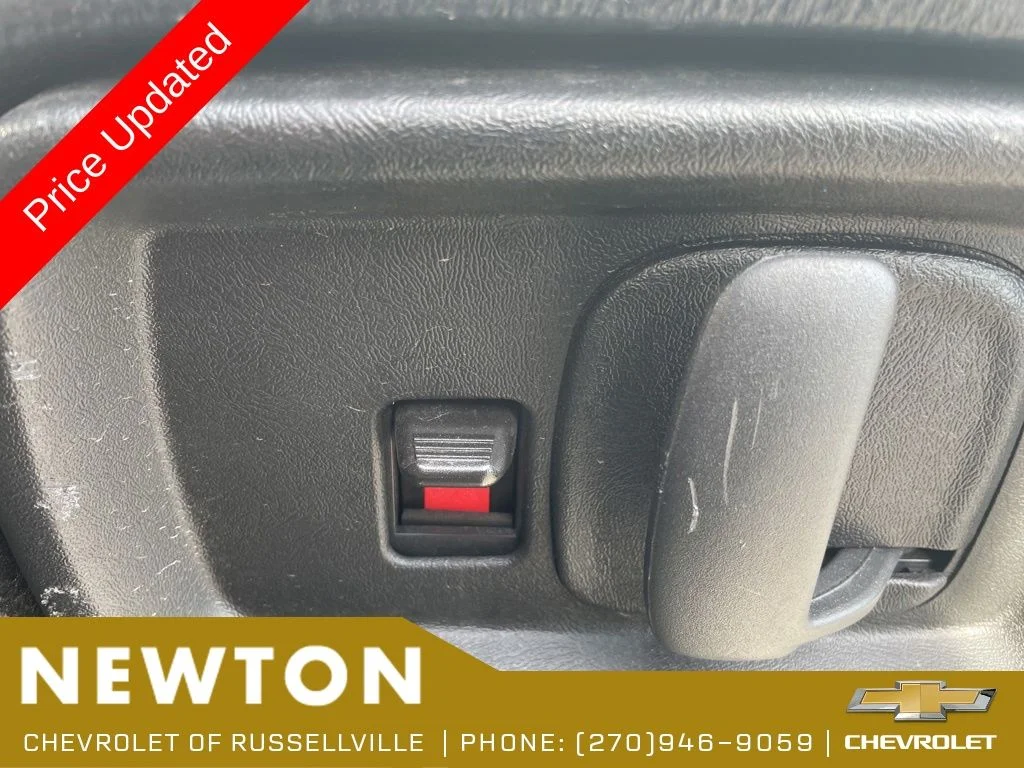 Certified Used 2024 Summit White Chevrolet Work Van image 22