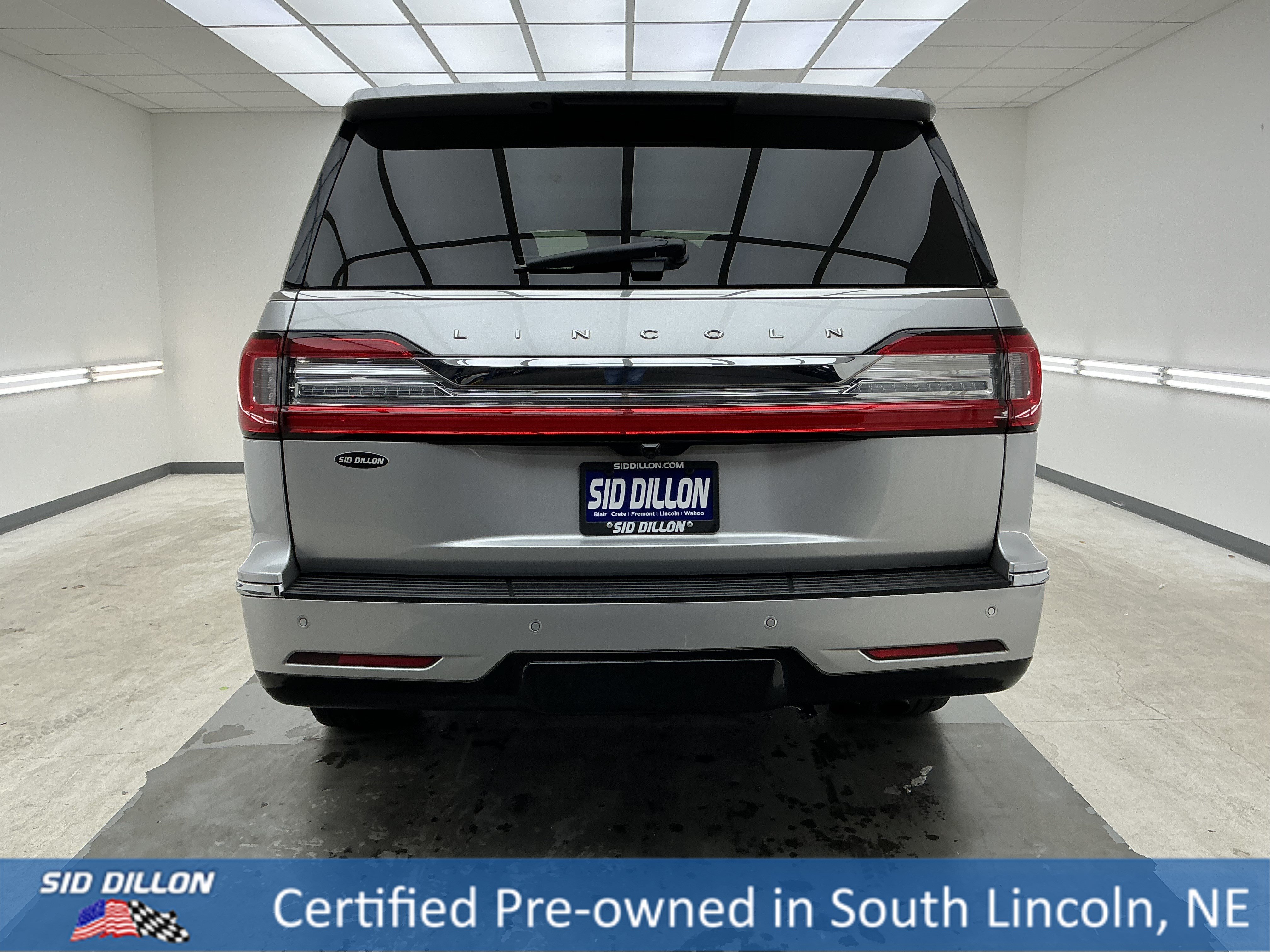 Certified Used 2018 Gray Lincoln Reserve image 5
