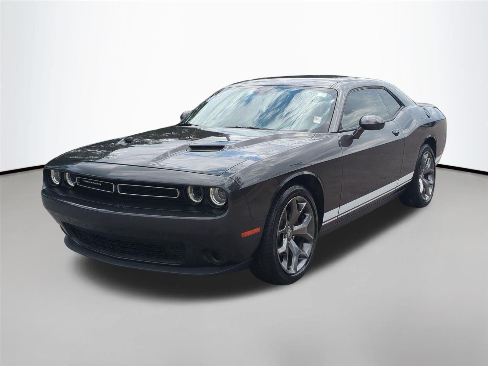 2017 Dodge Challenger Sxt