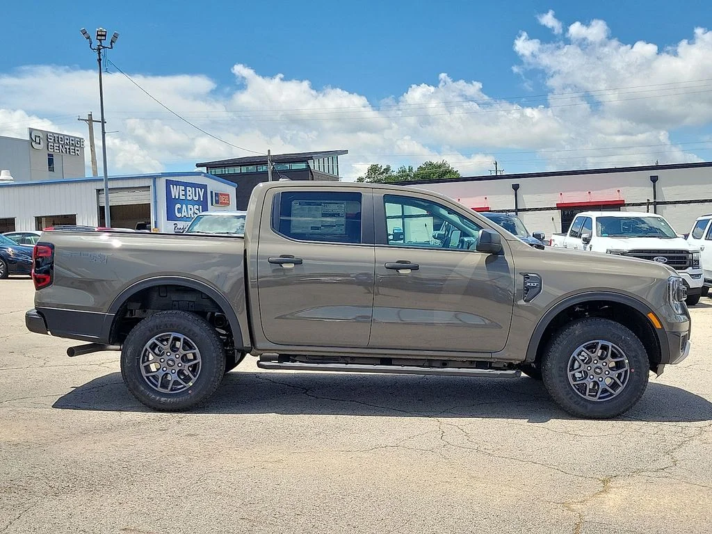 New 2026 Marsh Gray Ford XLT image 6