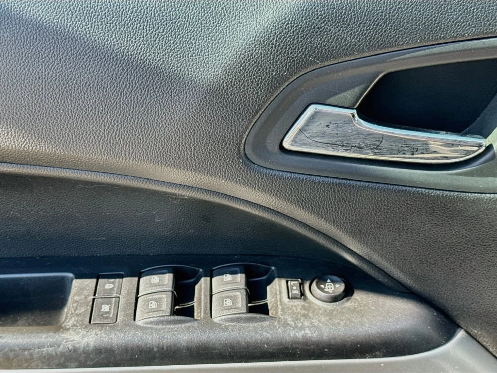 Used 2019 Gray Chevrolet LT image 20