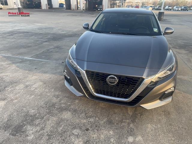 2022 Nissan Altima SV