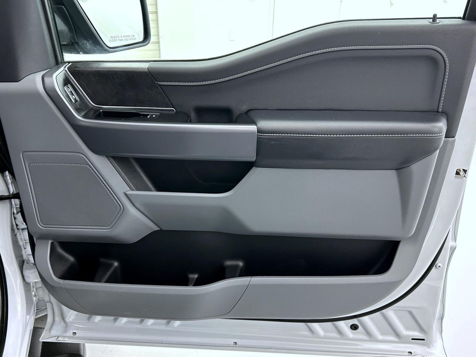 Used 2025 White Ford XLT image 16