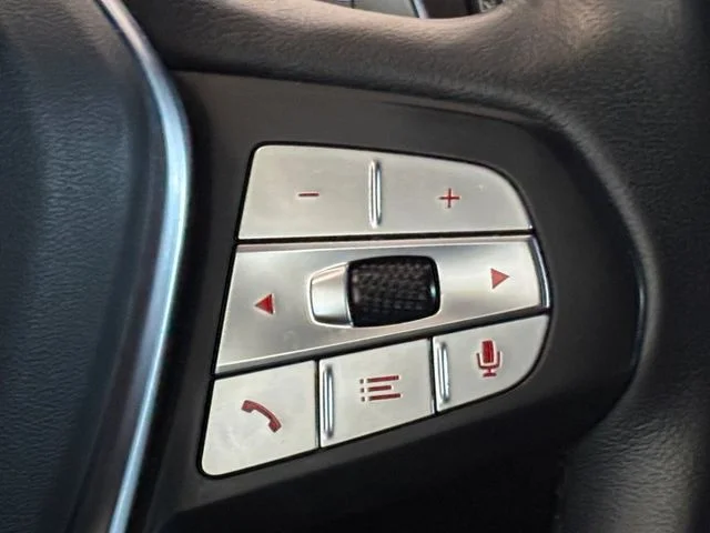 Used 2022 White BMW sDrive30i image 13