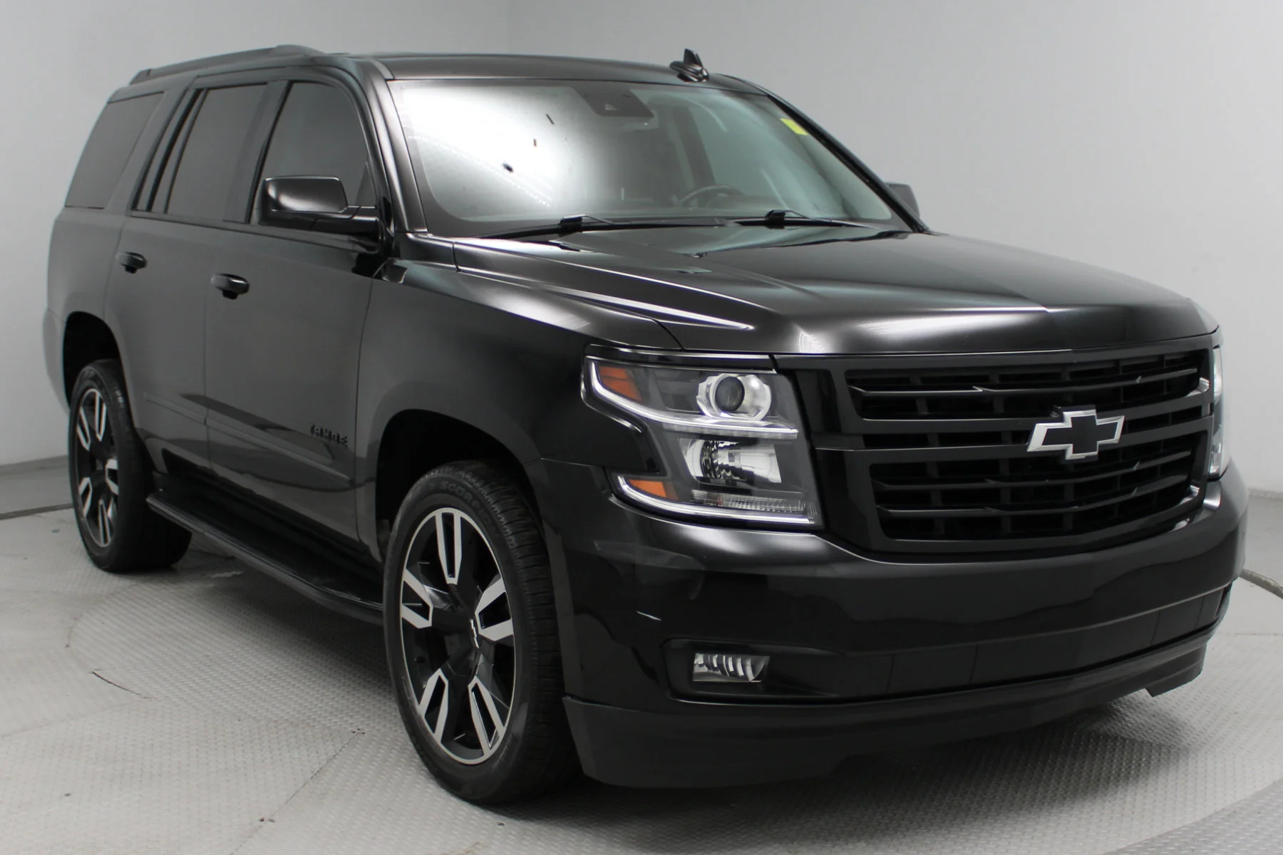 Used 2020 Black Chevrolet 2WD 4dr Premier image 31