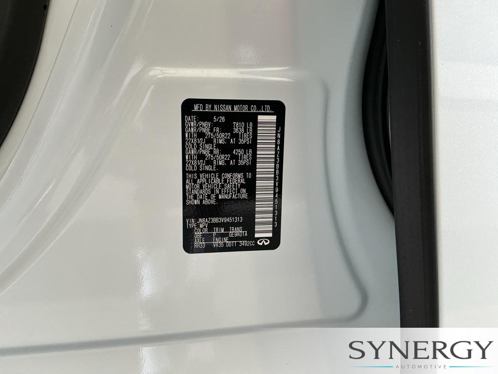 New 2027 RADIANT WHITE INFINITI Luxe 4WD image 32