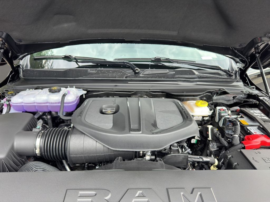 New 2026 Diamond Black Crystal Pearl-Coat Exterior Paint RAM Express image 20