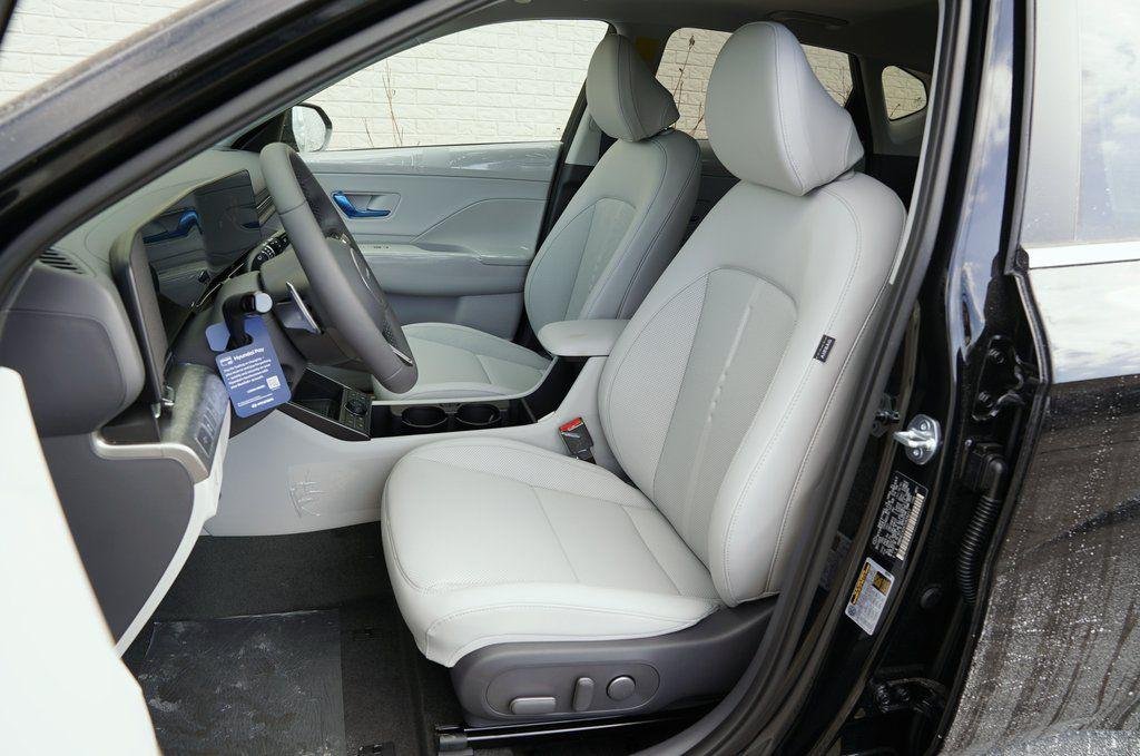 New 2026 Abyss Black Pearl Hyundai Limited image 10