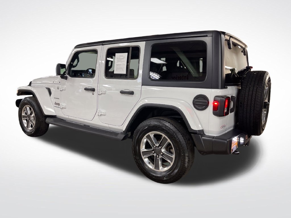 Used 2023 White Jeep Sahara image 3