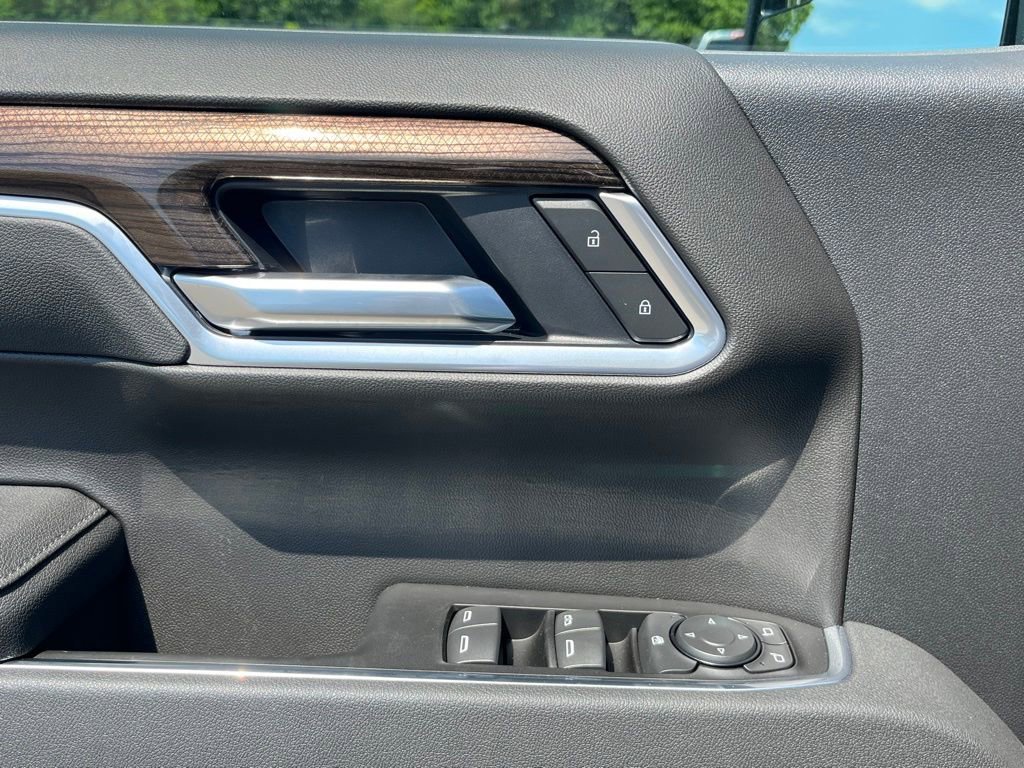 2026 Chevrolet Silverado 1500 LT - Photo 15