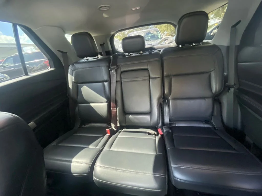 Certified Used 2021 Gray Metallic Ford XLT image 9