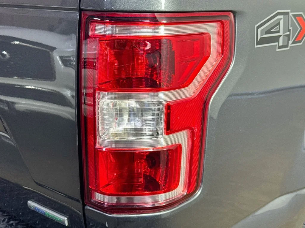 Used 2019 Gray Ford XLT image 31
