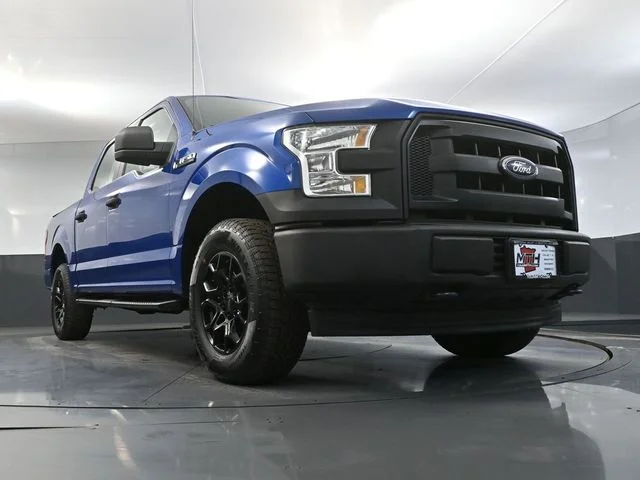 Used 2017 Blue Ford XL image 52