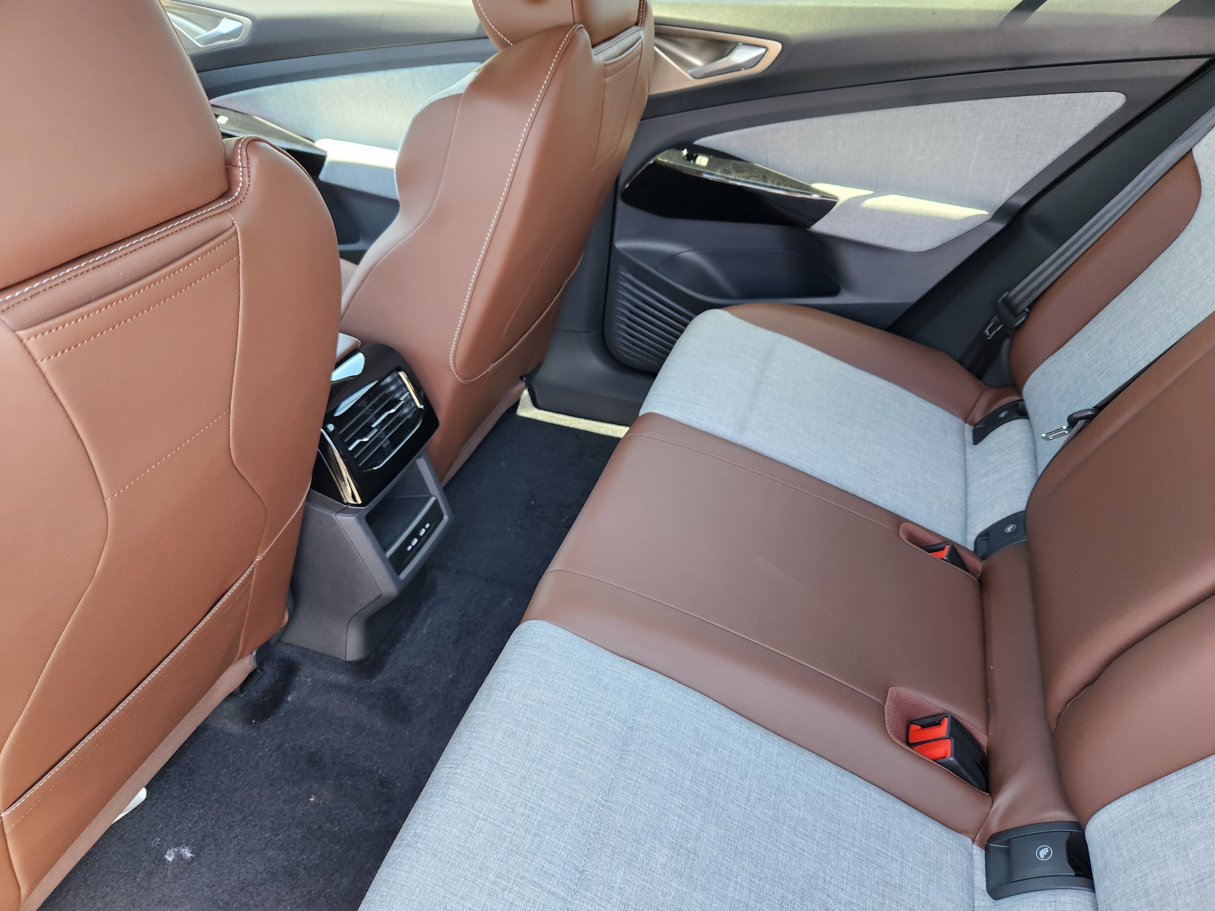 New 2026 Black Volkswagen Pro image 16