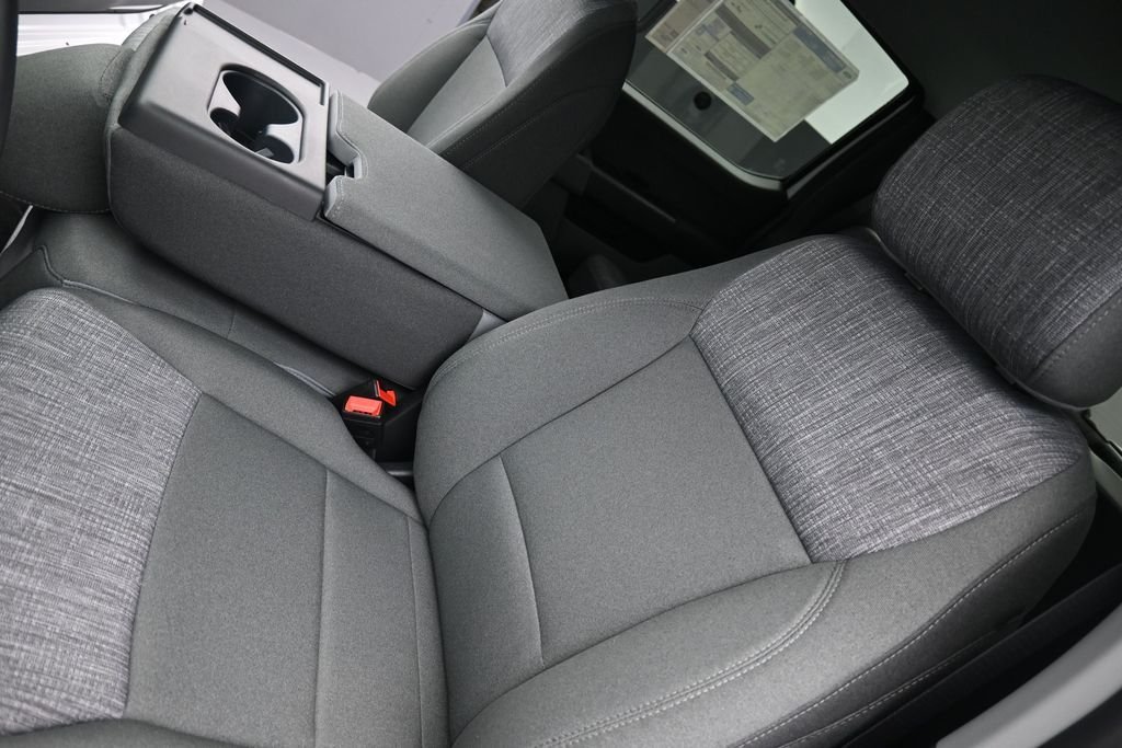 New 2026 Oxford White Ford F-250® XLT image 11