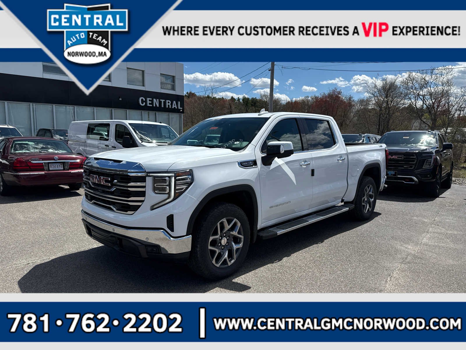 2026 GMC Sierra 4WD Crew Cab Short Box SLT's photo