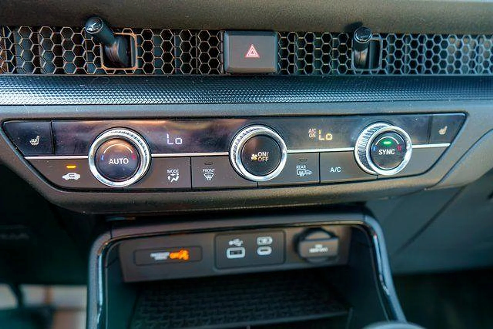 Used 2024 Lunar Silver Metallic Honda Sport-L image 29