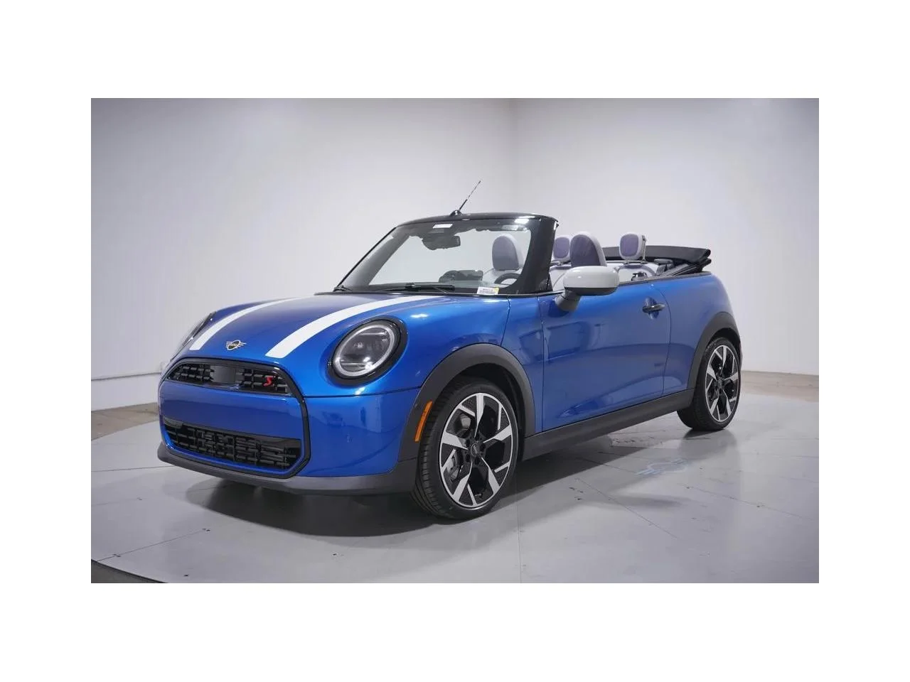 New 2026 Icy Sunshine Blue Metallic MINI SIGNATURE PLUS image 6