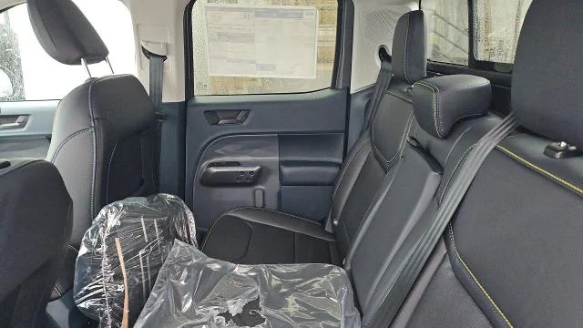 New 2026 Carbonized Gray Metallic Ford Lobo High AWD image 26