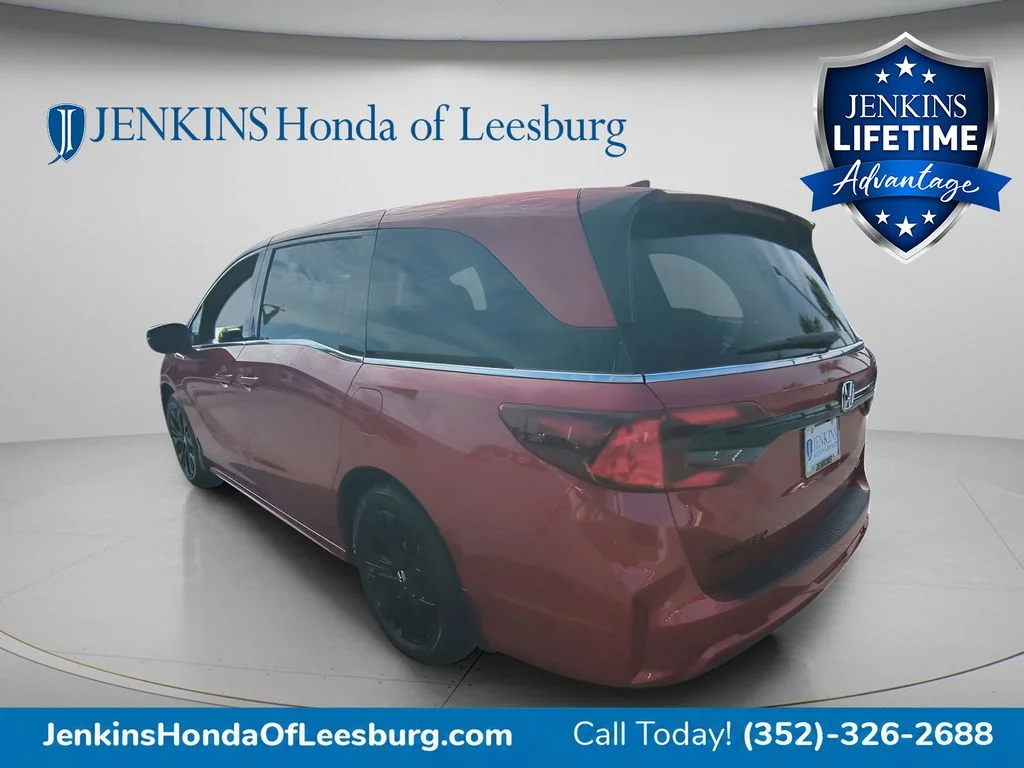 New 2026 Radiant Red Metallic II Honda Sport-L image 5