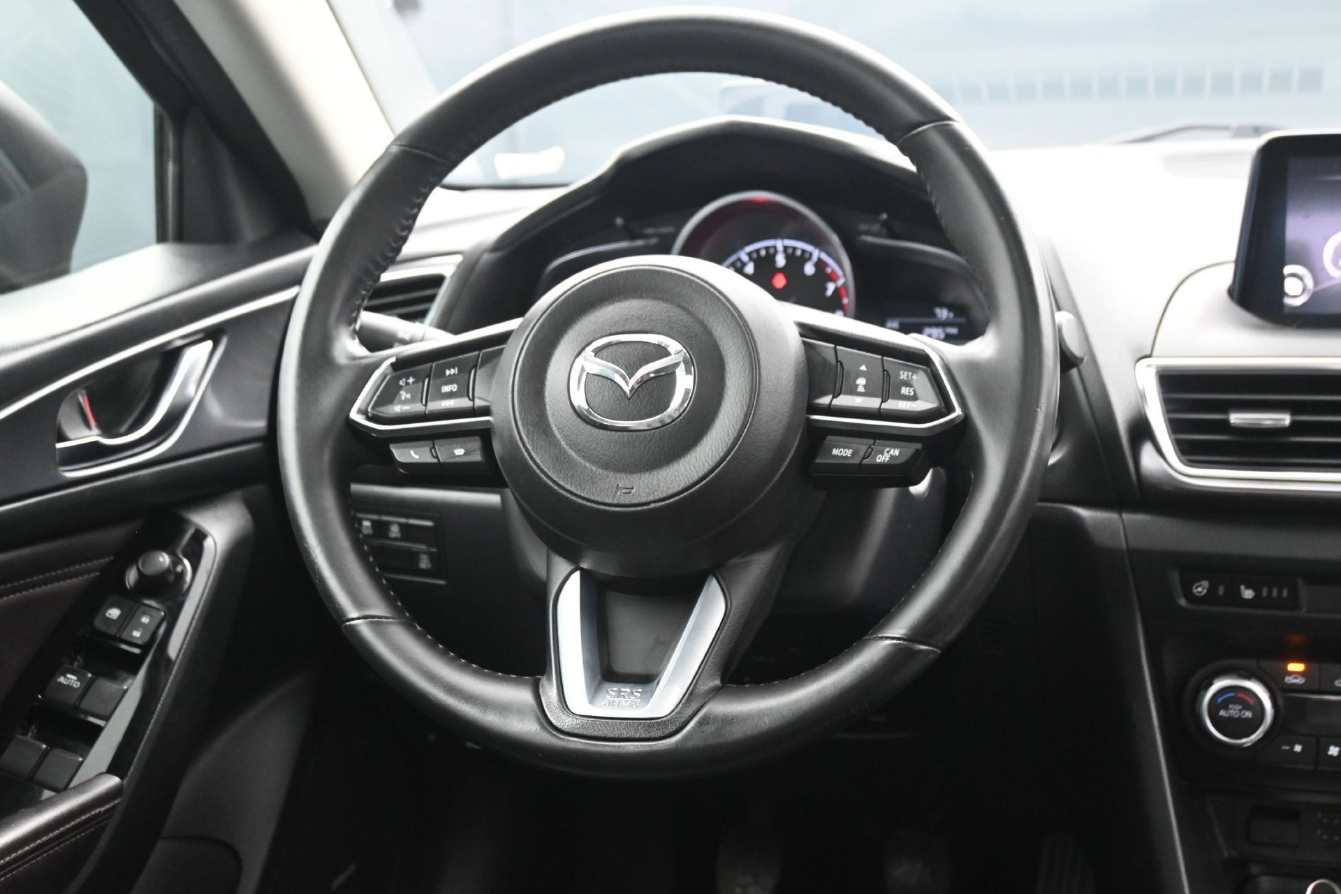 Used 2018 Deep Crystal Blue Mica Mazda Grand Touring image 19