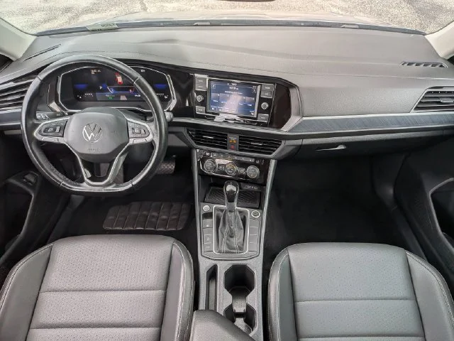 Used 2024 Silver Volkswagen 1.5T SE image 27