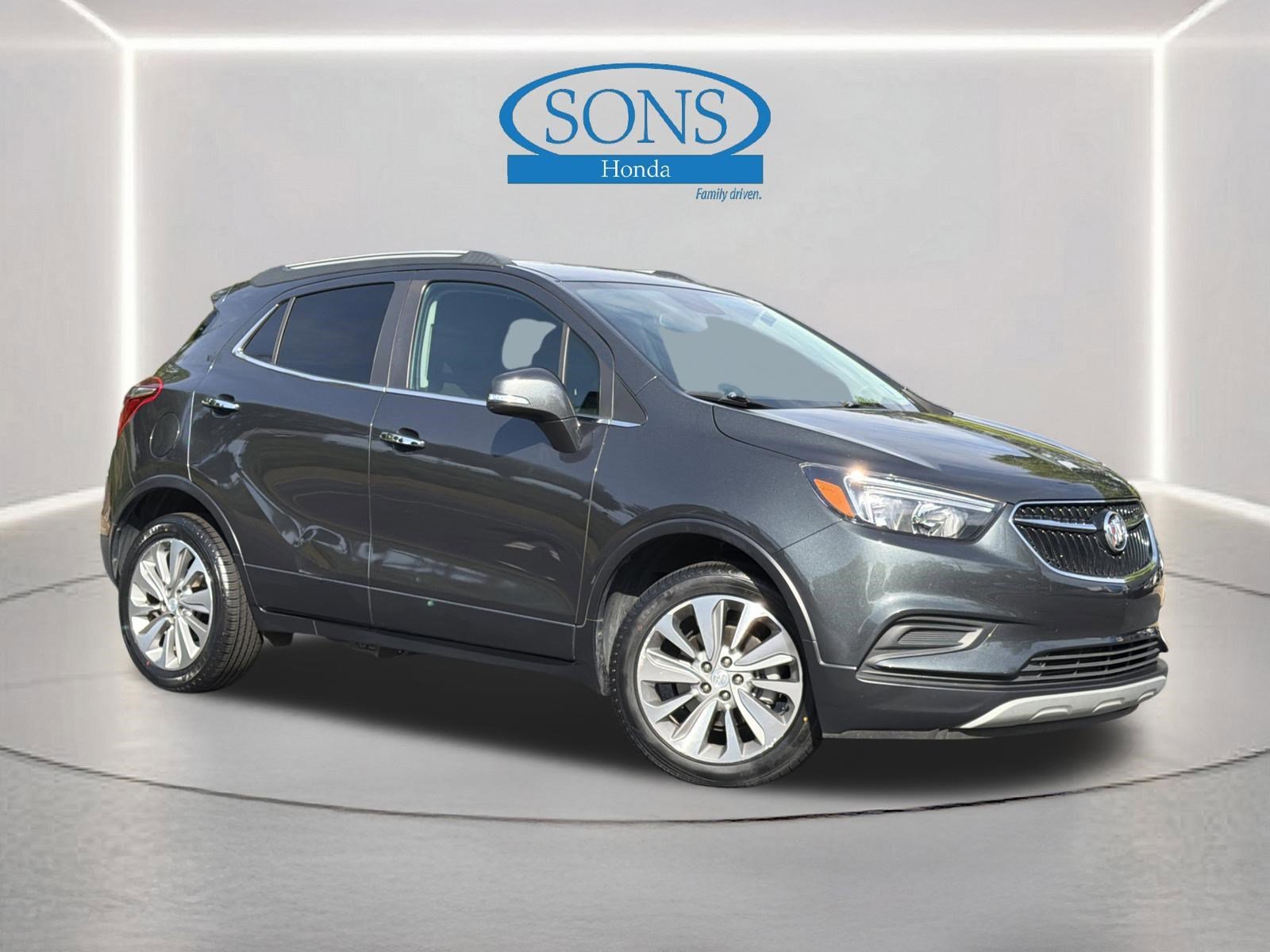 2018 Buick Encore Preferred's photo
