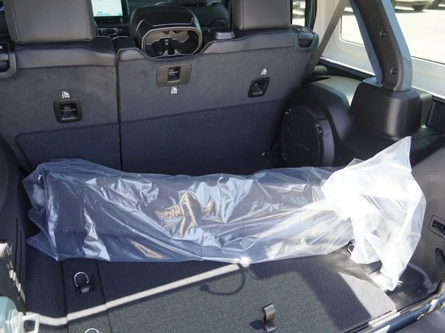 New 2026 Anvil Clear-Coat Exterior Paint Jeep Sahara image 12