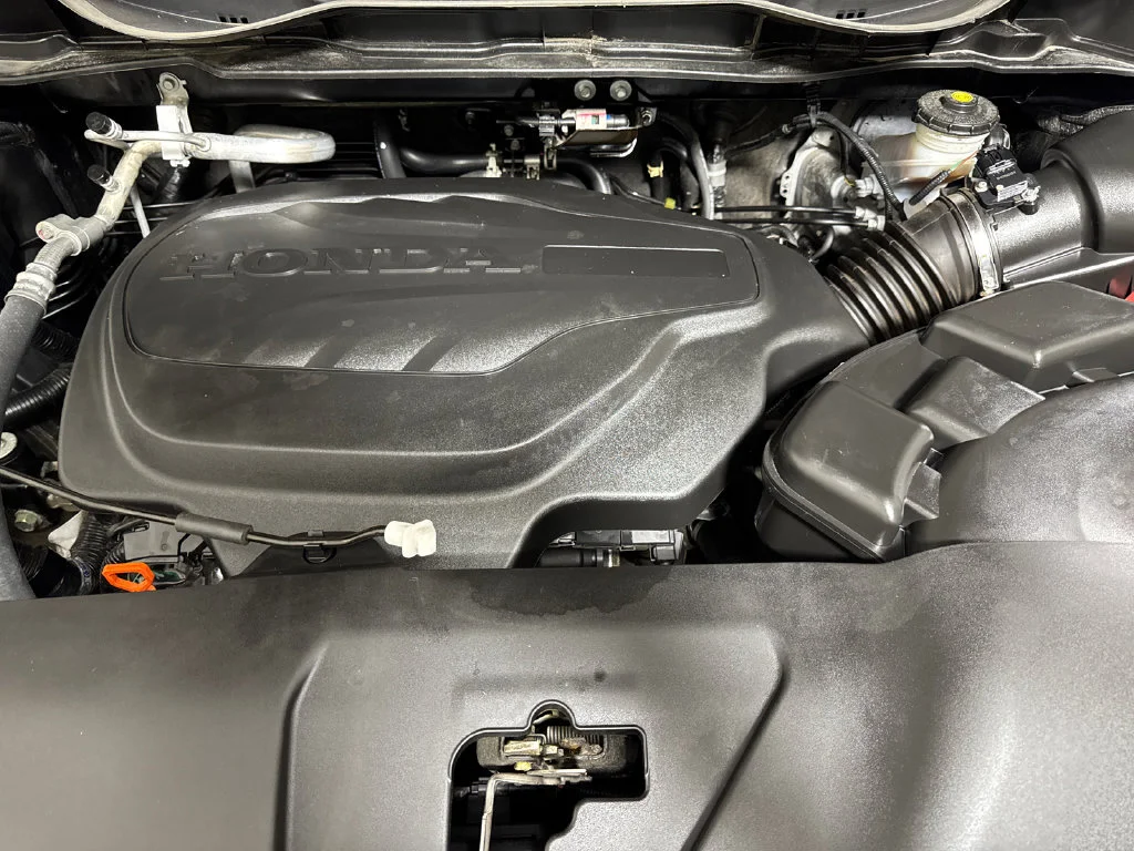 Used 2025 Black Honda EX-L image 18